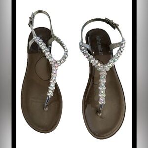 Olivia Miller Elegant Silver Women's Jelly Sandals